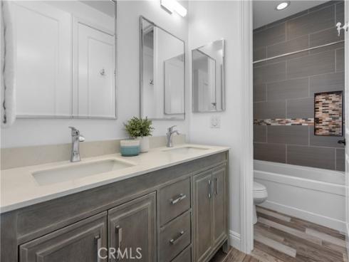 1578  Redlands  , Costa Mesa, CA