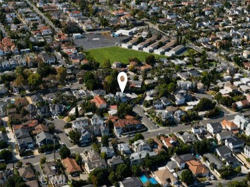 1578  Redlands  , Costa Mesa, CA