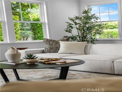 1578  Redlands  , Costa Mesa, CA