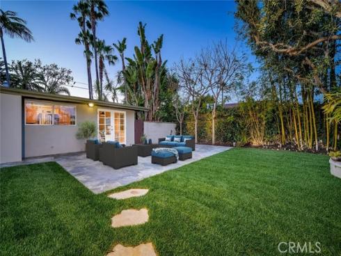1962 Fullerton Avenue, Costa Mesa, CA