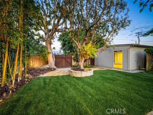 1962 Fullerton Avenue, Costa Mesa, CA