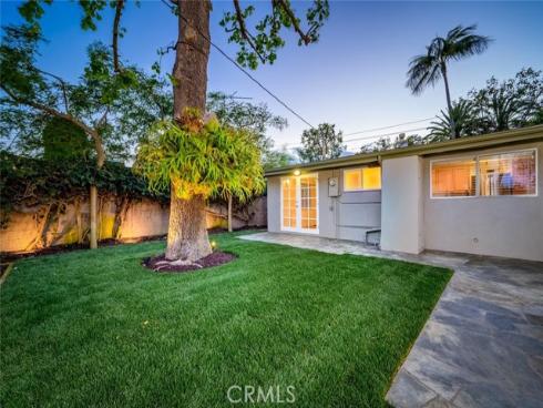 1962 Fullerton Avenue, Costa Mesa, CA