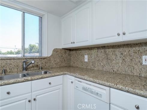 380 W Wilson F106 , Costa Mesa, CA