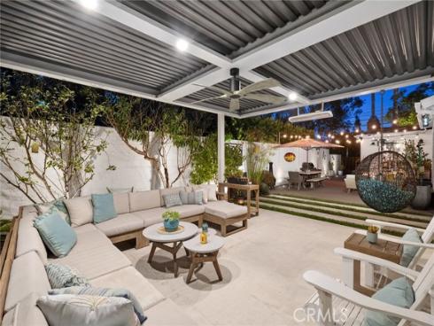 299 Mesa Drive, Costa Mesa, CA