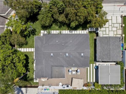 299 Mesa Drive, Costa Mesa, CA