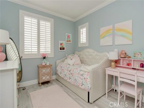 302 Canoe Pond , Costa Mesa, CA