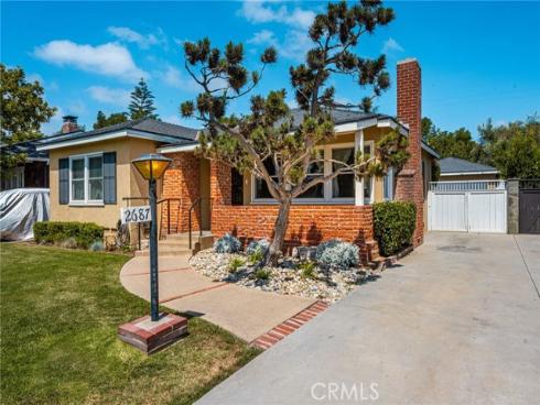 2687  Riverside  , Costa Mesa, CA