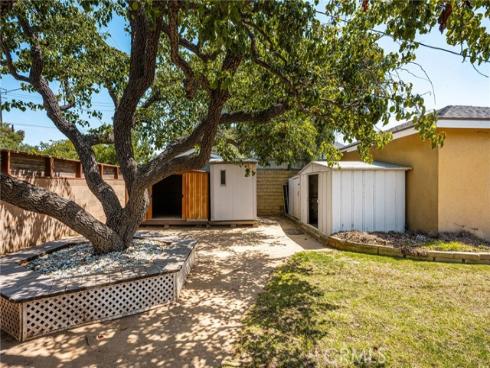 2687  Riverside  , Costa Mesa, CA