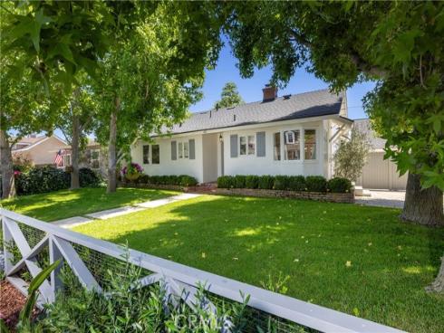 415 Walnut , Costa Mesa, CA