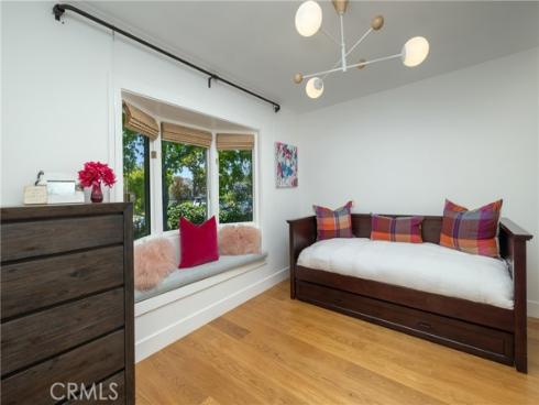 415 Walnut , Costa Mesa, CA
