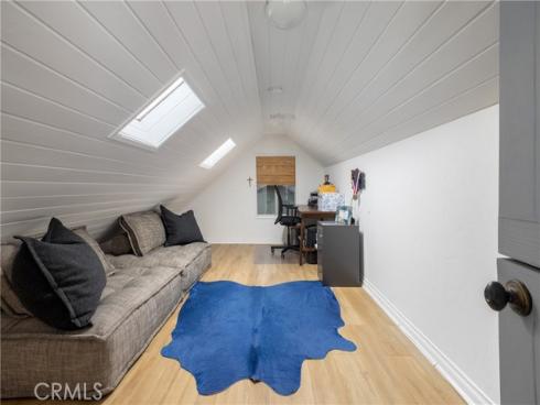 415 Walnut , Costa Mesa, CA