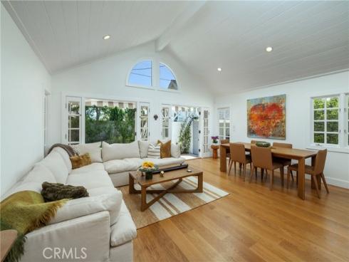 415 Walnut , Costa Mesa, CA