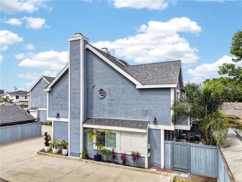 133 Cecil D Place, Costa Mesa, CA