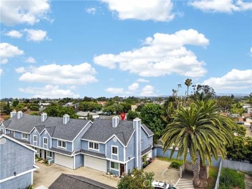133 Cecil D Place, Costa Mesa, CA