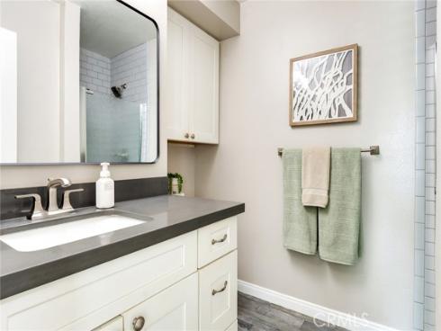 181 Yorktown Lane, Costa Mesa, CA