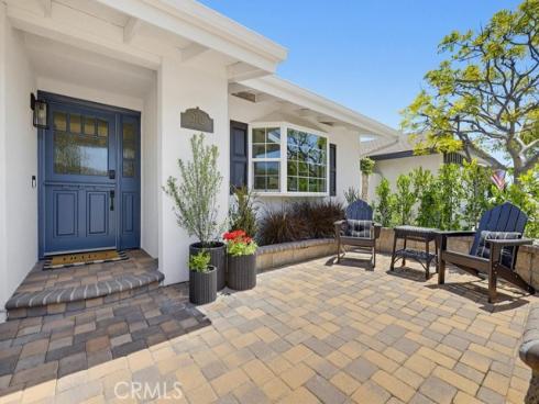 2782 Mendoza Drive, Costa Mesa, CA