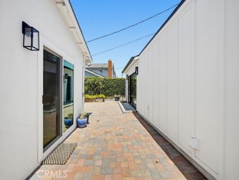 2782 Mendoza Drive, Costa Mesa, CA