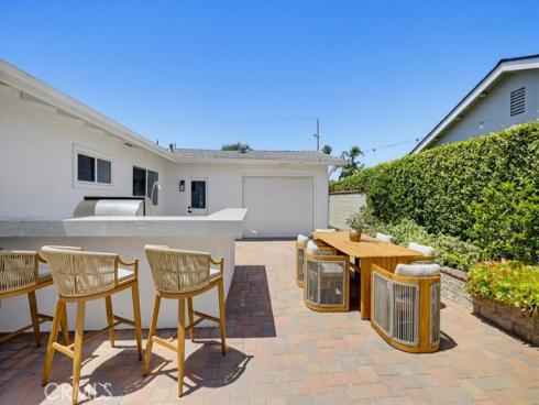 2782 Mendoza Drive, Costa Mesa, CA