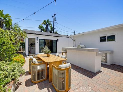 2782 Mendoza Drive, Costa Mesa, CA
