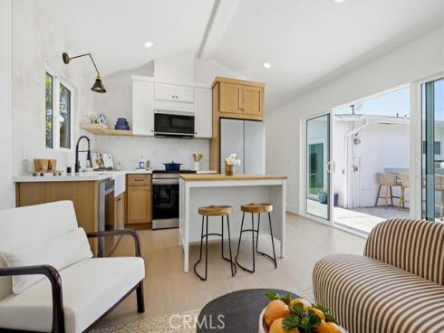 2782 Mendoza Drive, Costa Mesa, CA