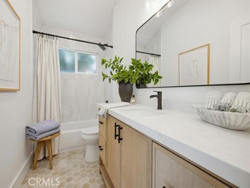 2782 Mendoza Drive, Costa Mesa, CA