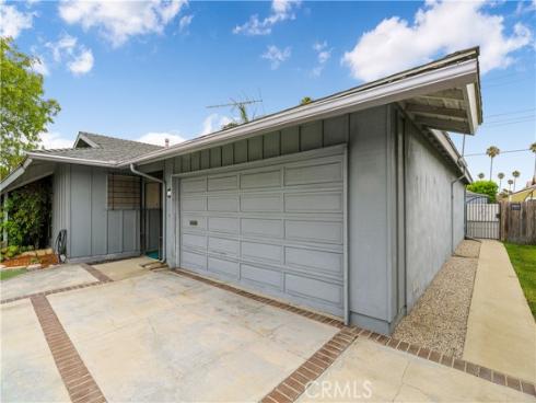 3120 Pierce Avenue, Costa Mesa, CA