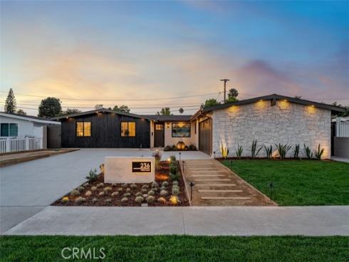 236 Wake Forest , Costa Mesa, CA