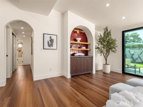 236 Wake Forest , Costa Mesa, CA