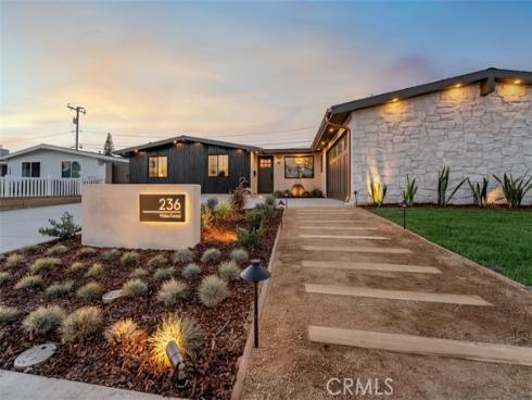 236 Wake Forest , Costa Mesa, CA