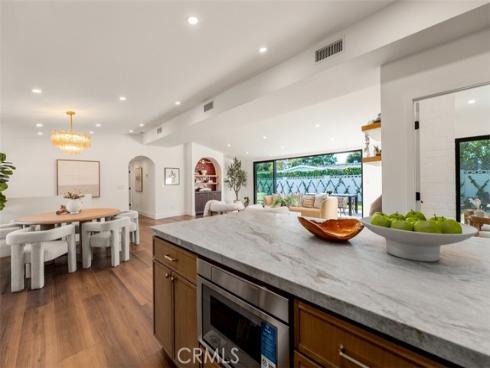 236 Wake Forest , Costa Mesa, CA