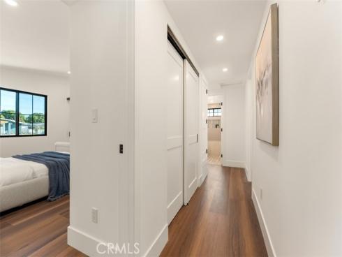 236 Wake Forest , Costa Mesa, CA