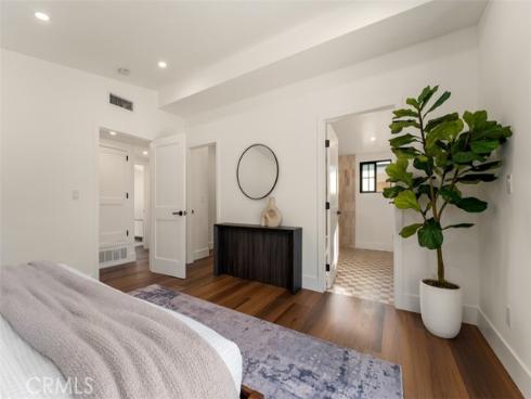 236 Wake Forest , Costa Mesa, CA