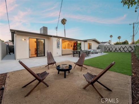 236 Wake Forest , Costa Mesa, CA