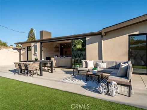 236 Wake Forest , Costa Mesa, CA