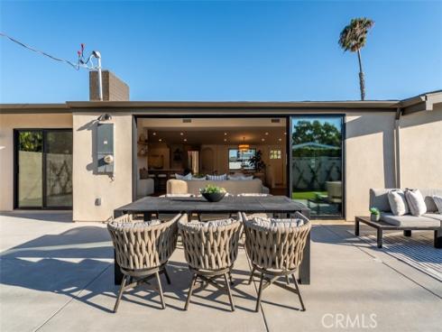 236 Wake Forest , Costa Mesa, CA