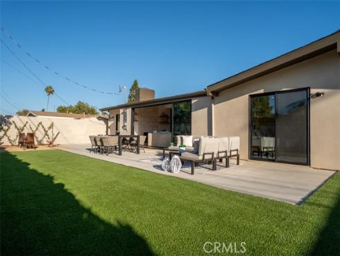 236 Wake Forest , Costa Mesa, CA