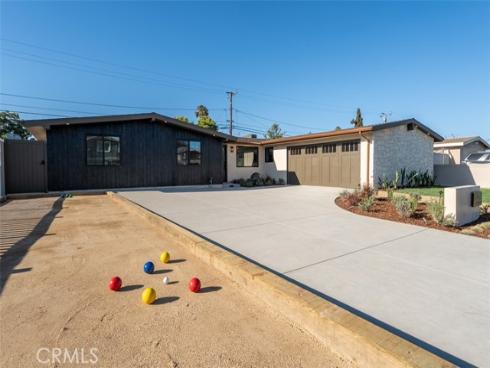 236 Wake Forest , Costa Mesa, CA