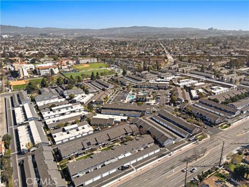 108 Danbury , Costa Mesa, CA
