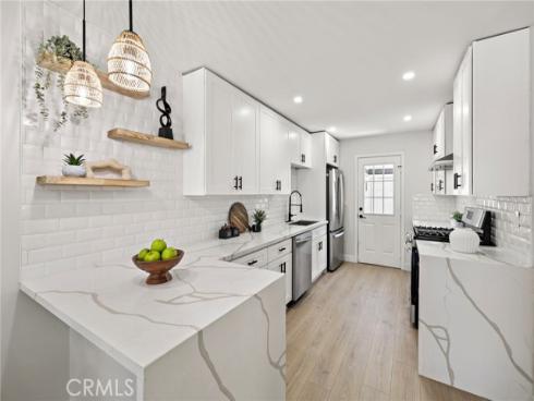 108 Danbury , Costa Mesa, CA