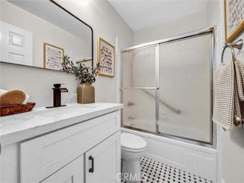 2157 Pacific Avenue B202 , Costa Mesa, CA