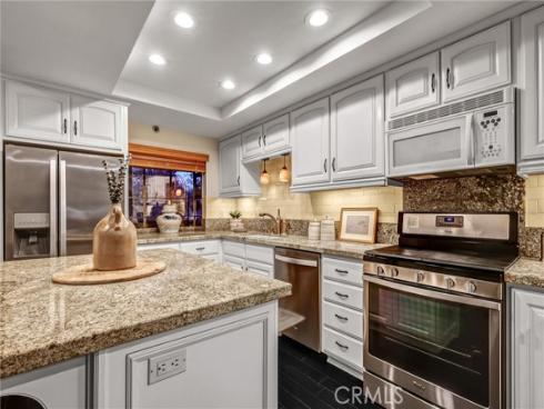 2157 Pacific Avenue B202 , Costa Mesa, CA