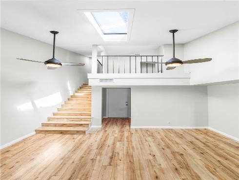 345 University F6 , Costa Mesa, CA