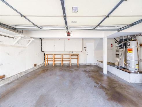 345 University F6 , Costa Mesa, CA