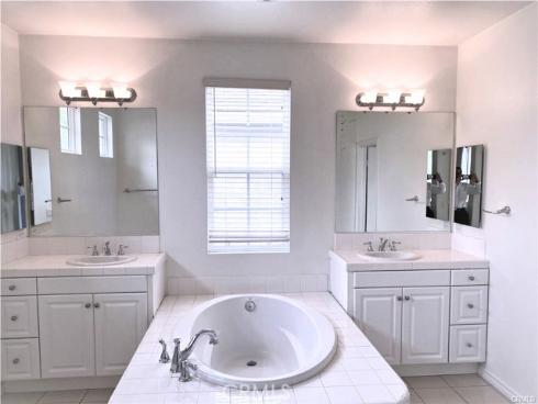 346 Gulf Stream , Costa Mesa, CA