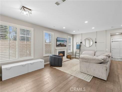 2534 Cornerstone Lane, Costa Mesa, CA