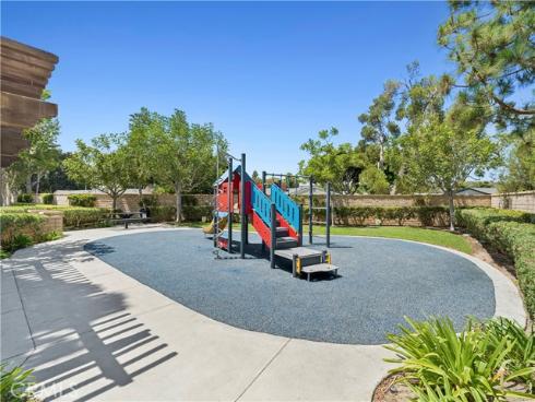2534 Cornerstone Lane, Costa Mesa, CA