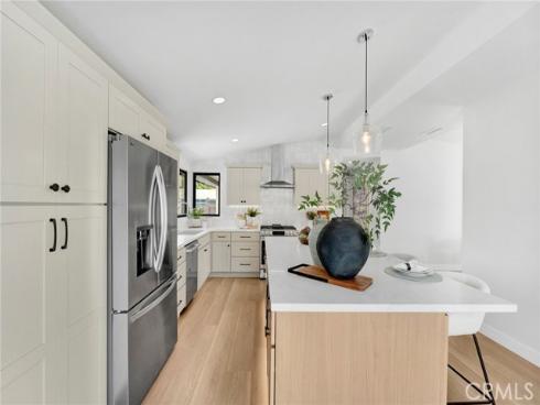 3064 Gibraltar , Costa Mesa, CA