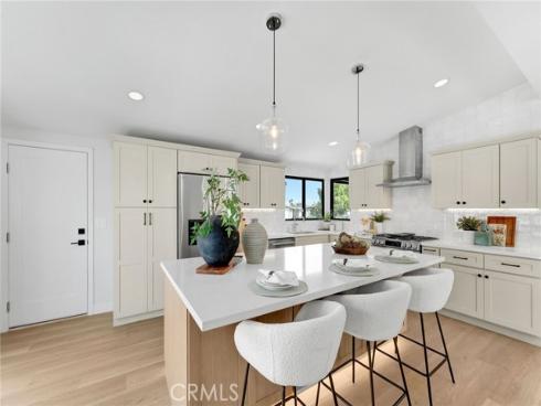 3064 Gibraltar , Costa Mesa, CA