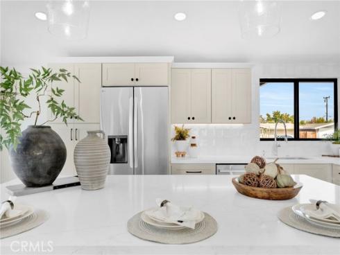 3064 Gibraltar , Costa Mesa, CA