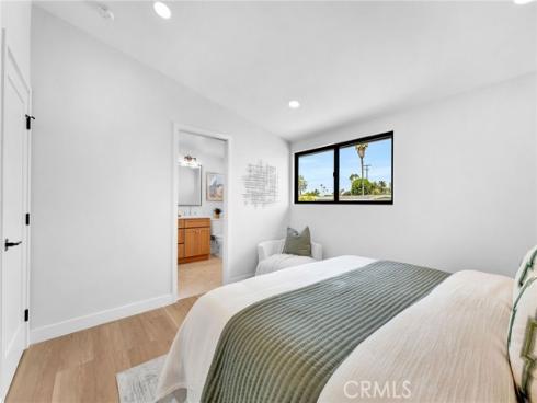 3064 Gibraltar , Costa Mesa, CA